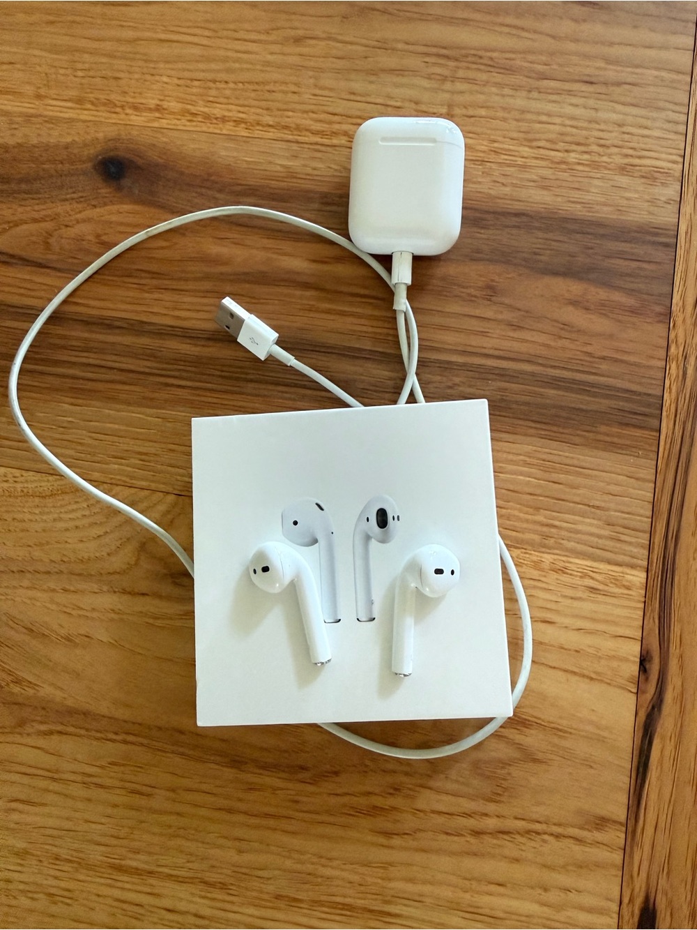 Apple AirPods